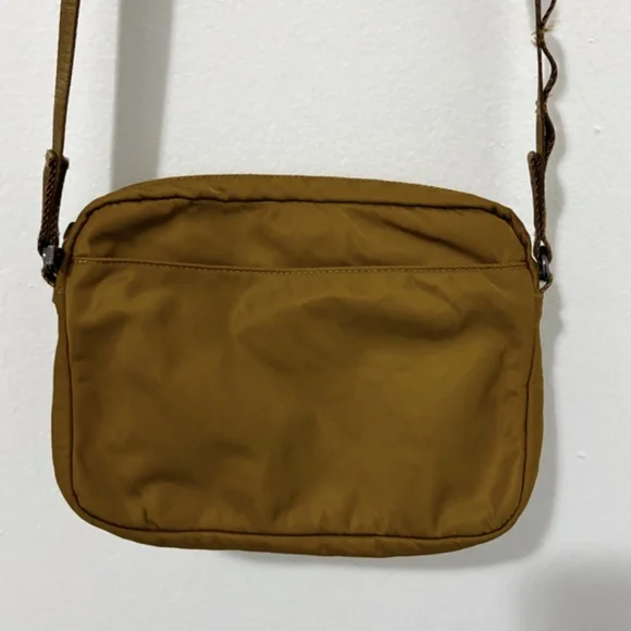 Lululemon Burnt Caramel Lululemon City Adventurer Crossbody 2.5L - Picture 5 of 7